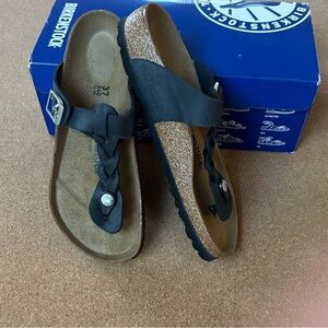 Birkenstock women’s Black Gizeh Braided Thong Sandals, Regular width NW in box